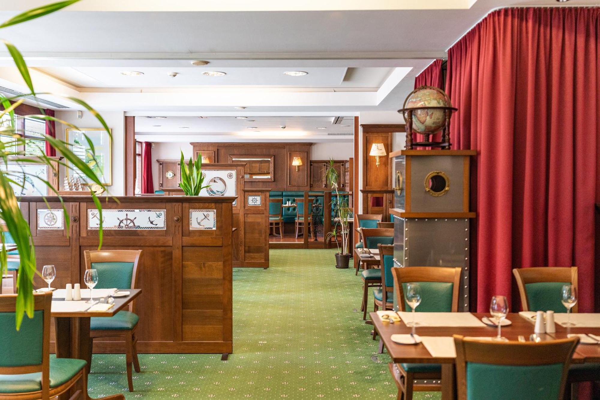 Seetelhotel Nautic Usedom Hotel & Spa 코세로우 외부 사진