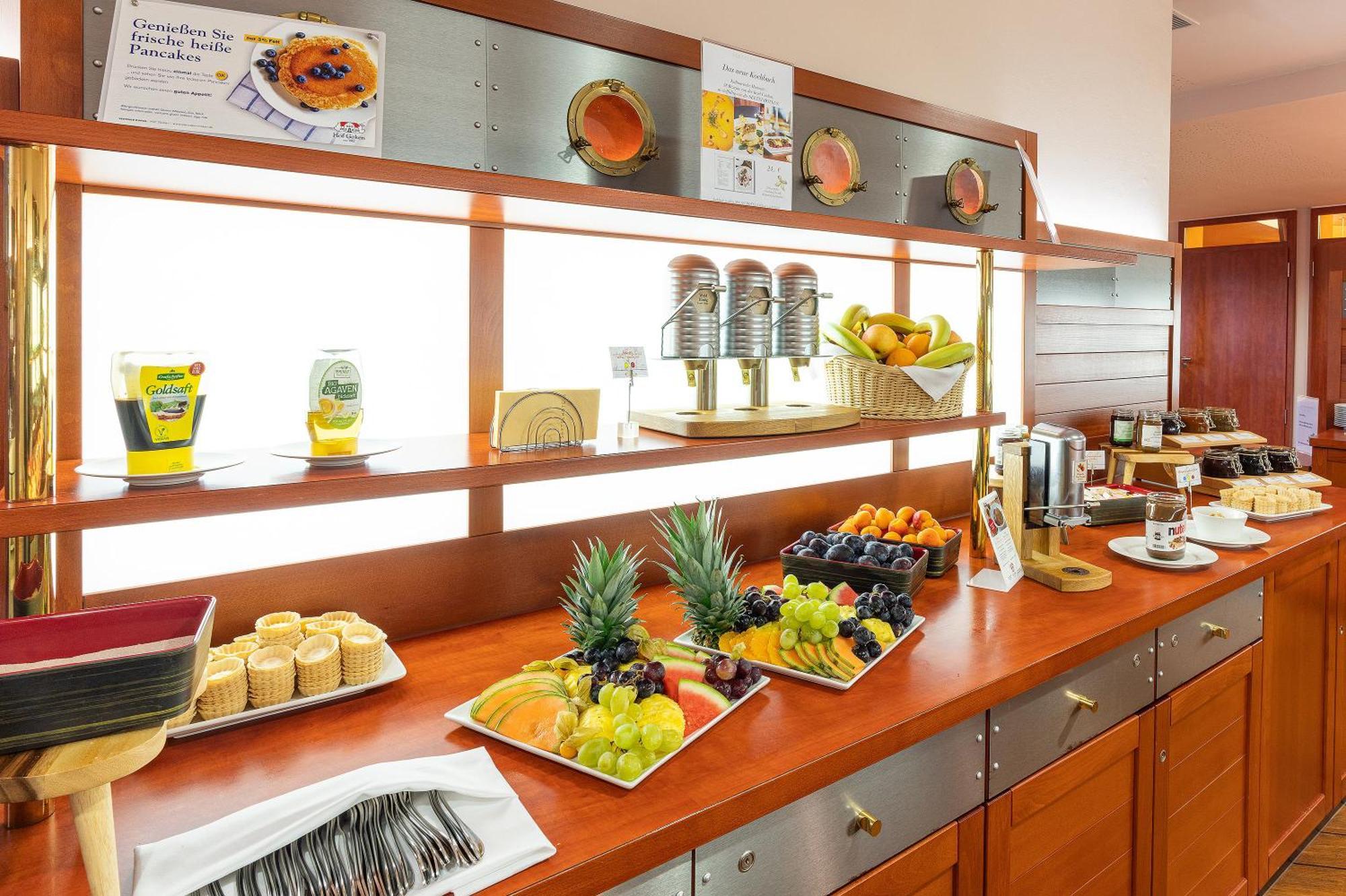 Seetelhotel Nautic Usedom Hotel & Spa 코세로우 외부 사진