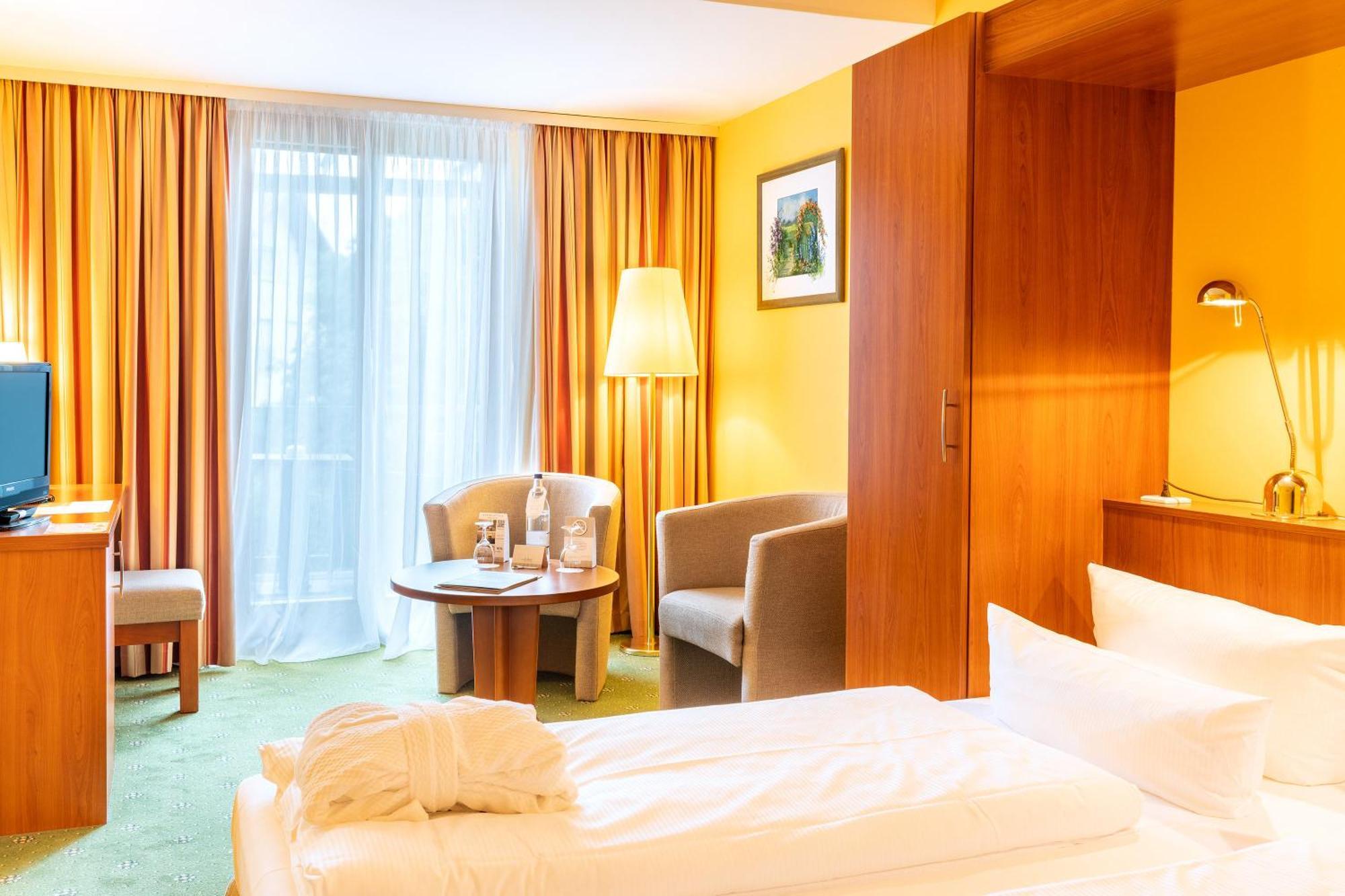 Seetelhotel Nautic Usedom Hotel & Spa 코세로우 외부 사진